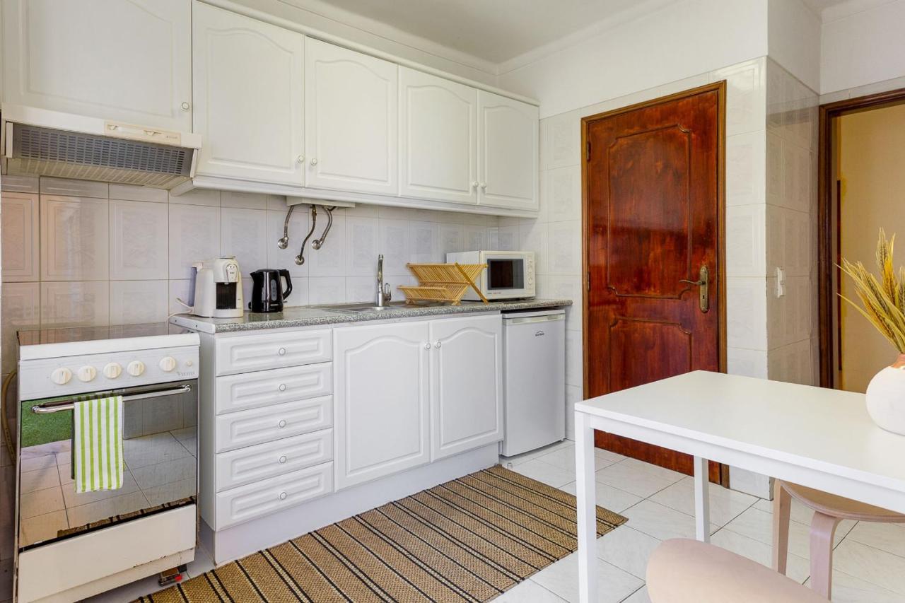 1Br Infante Flat In Quarteira By Lovelystay المظهر الخارجي الصورة