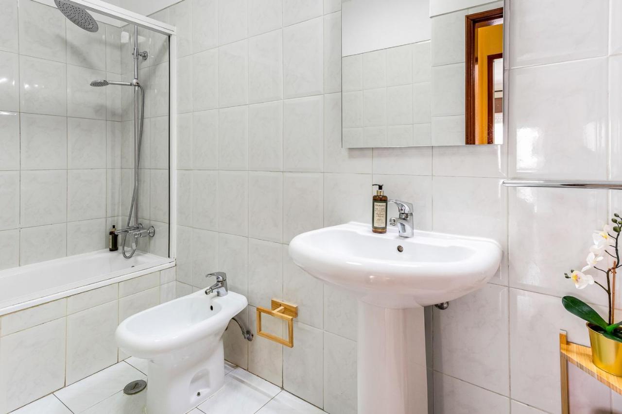 1Br Infante Flat In Quarteira By Lovelystay المظهر الخارجي الصورة